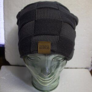 Redess Winter Hat Fur Lined 100% Acrylic Gray Black